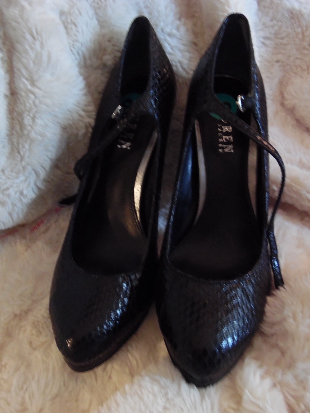 Lauren Ralph Lauren Black Textured Pointed Mary Jane Pumps
